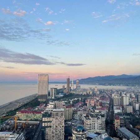 Royal Panorama Courtyard Batumi Exterior foto